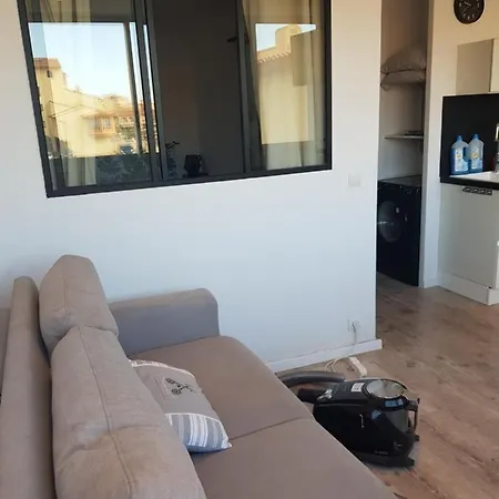 Coquet T2 Mer Port Apartment